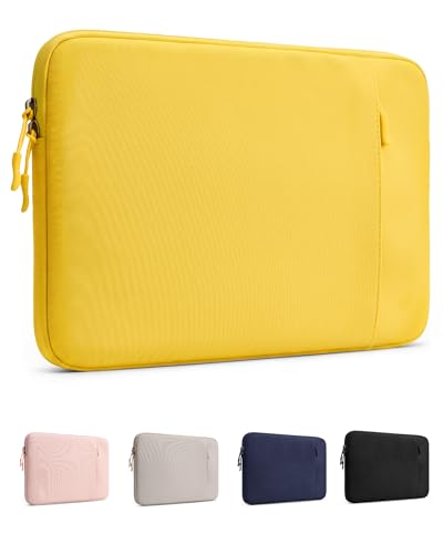 ProCase Funda para MacBook Neo 13 Pulgadas 2026 (A3404 A18 Pro), Bolsa Resistente con Forro Suave y Bolsillo Delantero para Lápiz y Cargador - Amarillo Limón