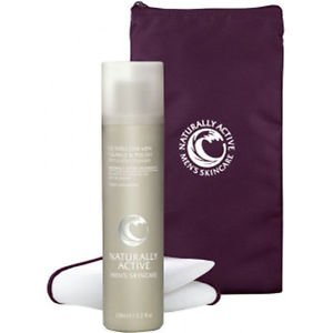 Liz Earle for Men: Cleanse & Polish Hot Cloth Cleaner (with wash bag)
