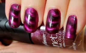 Sally Hansen Magnetic Nail Color - Red-y Response