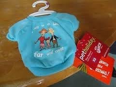 Petholiday Dr. Seuss Grinch Cheer to All Who's Far and Near! T-shirt (Size Large)