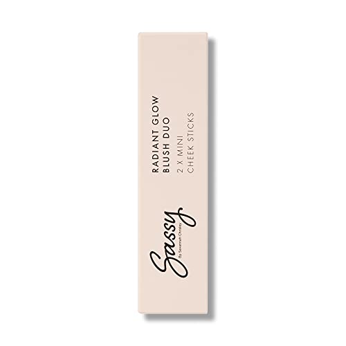Sassy by Savannah Chrisley Radiant Glow Blush Duo - Buildable and Blendable Formula - Adds Sheer Radiance to Skin - Contours and Highlights Cheekbones - Enhances Makeup - Cinnamon and Rose - 2 pc