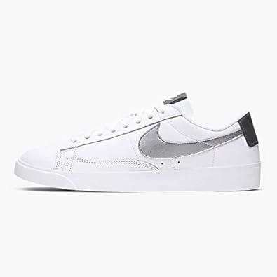nike blazer low le black