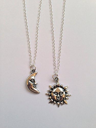 Sun and Moon Necklace Set, Friendship Necklaces,best Friends Necklaces,set of 2,moon and Sun,sun Necklace,moon Necklace