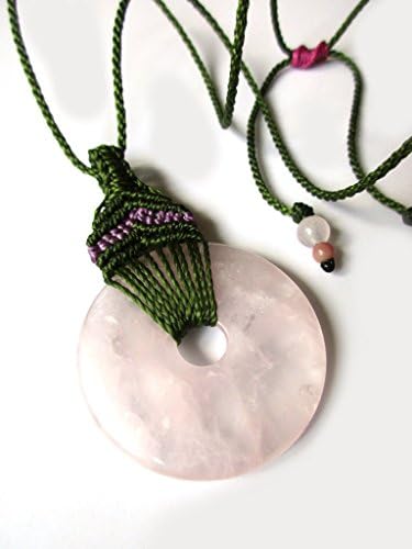 Natural Pink Cristal Quartz Macrame Green Olive and Lila pendant handmade with natural stone mineral round donut shape 40mmX40mm Réf.PenDo01