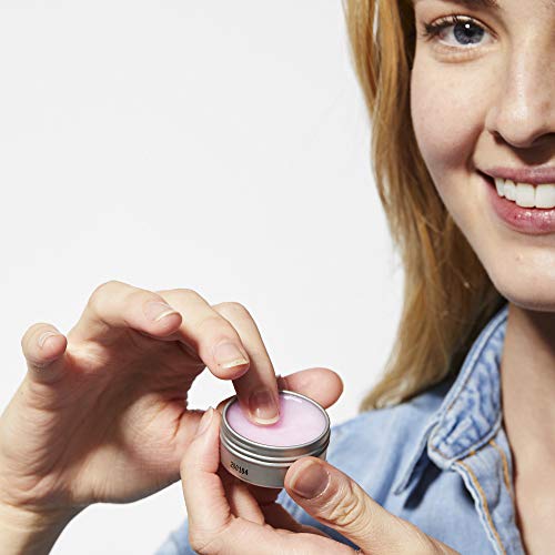 To use Caswell-Massey Dr. Hunter's Cuticle Cream, simply apply a small amount of the balm to your cuticles and massage gently. Repeat as necessary throughout the day to maintain healthy, youthful-looking nails. With regular use, you'll notice a significant improvement in the appearance and texture of your nails and cuticles.