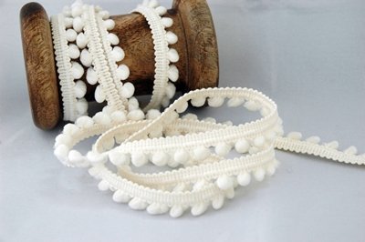 " Cream 5 mm Mini Pom Pom" 3 Metres Pom Pom Ribbon Trim