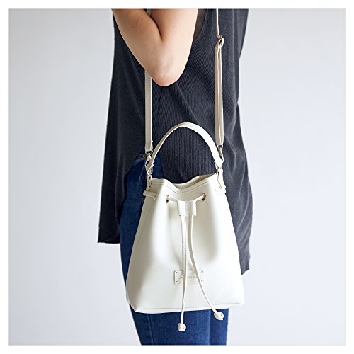 SPRiNG 2017年9月号 画像 D