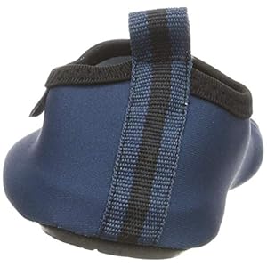 Schnorchelmasken 41%2BJ8gyToDL. SS300 Rutschhemmende TPR-Sohle
Schützt sicher vor heißem Sand und spitzen Steinen
Einstiegshilfe für leichtes An- und Ausziehen