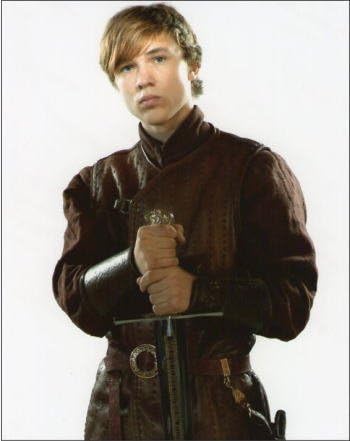 Amazon ブロマイド写真 ウィリアム モーズリー ナルニア国物語2 剣を持つピーター アイドル 芸能人グッズ 通販