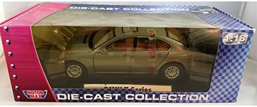 1/18 Scale Motor Max Die-Cast Collection BMW 7 Series Sedan Silver