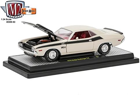 Dodge 1970 Challenger T/A Bright White with Flat Black Stripes 1/24 by M2 Machines 40300-53B