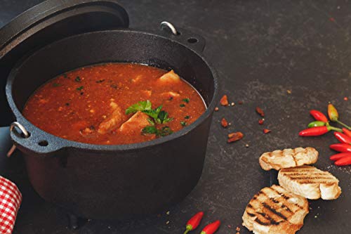 Pre-Seasoned Cast Iron Camp Dutch Oven With Legs, 4.1 qt, including Lid Lifter - Thumbnail 5