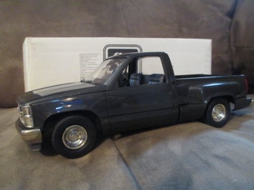 #6013 Ertl/AMT 1991 Silverado Sportside, Dark Grey Metallic 1/25 Plastic Promo,Fully Assembled