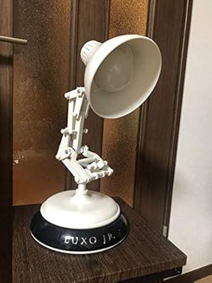 ピクサーの飛び跳ねる電気スタンドを再現したロボットがかわいい Togetter