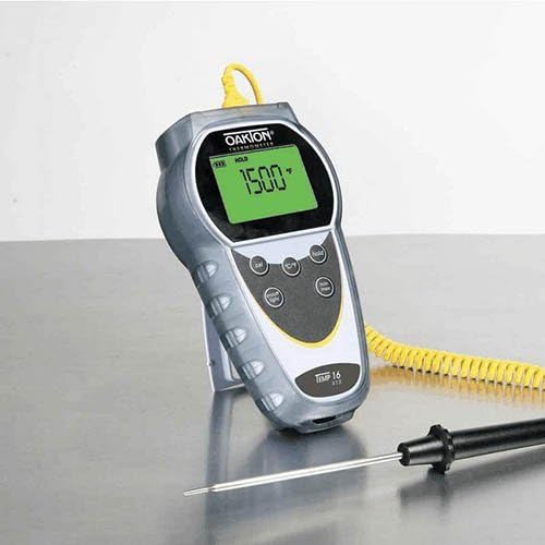 Oakton WD-35426-20 Eutech Temp 16 Precision RTD Thermometer