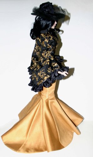 Dark Decorum Pattern for 22" American Model Tonner