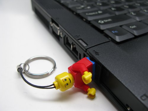 Digital Blue Lego Classic Minifigure 8GB USB Flash Drive - Thumbnail 2