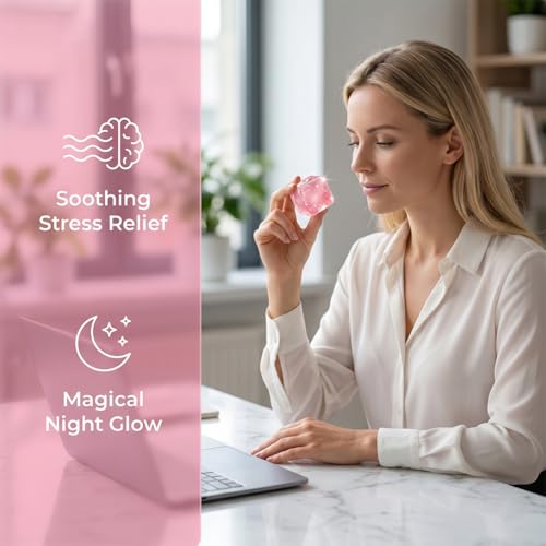 Glow in The Dark Sensory Cube Fidget Toy, Soft TPR Luminous Squeeze Block, Portable Stress Relief Hand Toy, Compact Decompression Cube, Safe Cute Desktop Play Toys for Kids and Adults