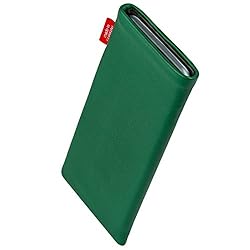fitBAG Beat Green Custom Tailored Sleeve for LG