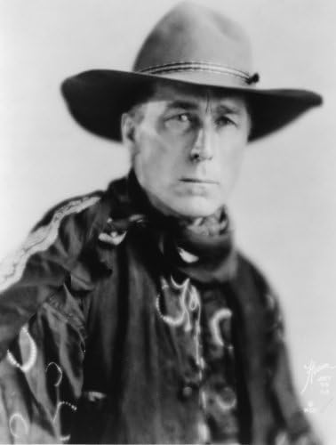 Photographs - 1920 photo William S. Hart, half-length portrait, facing slightly right, in c a3