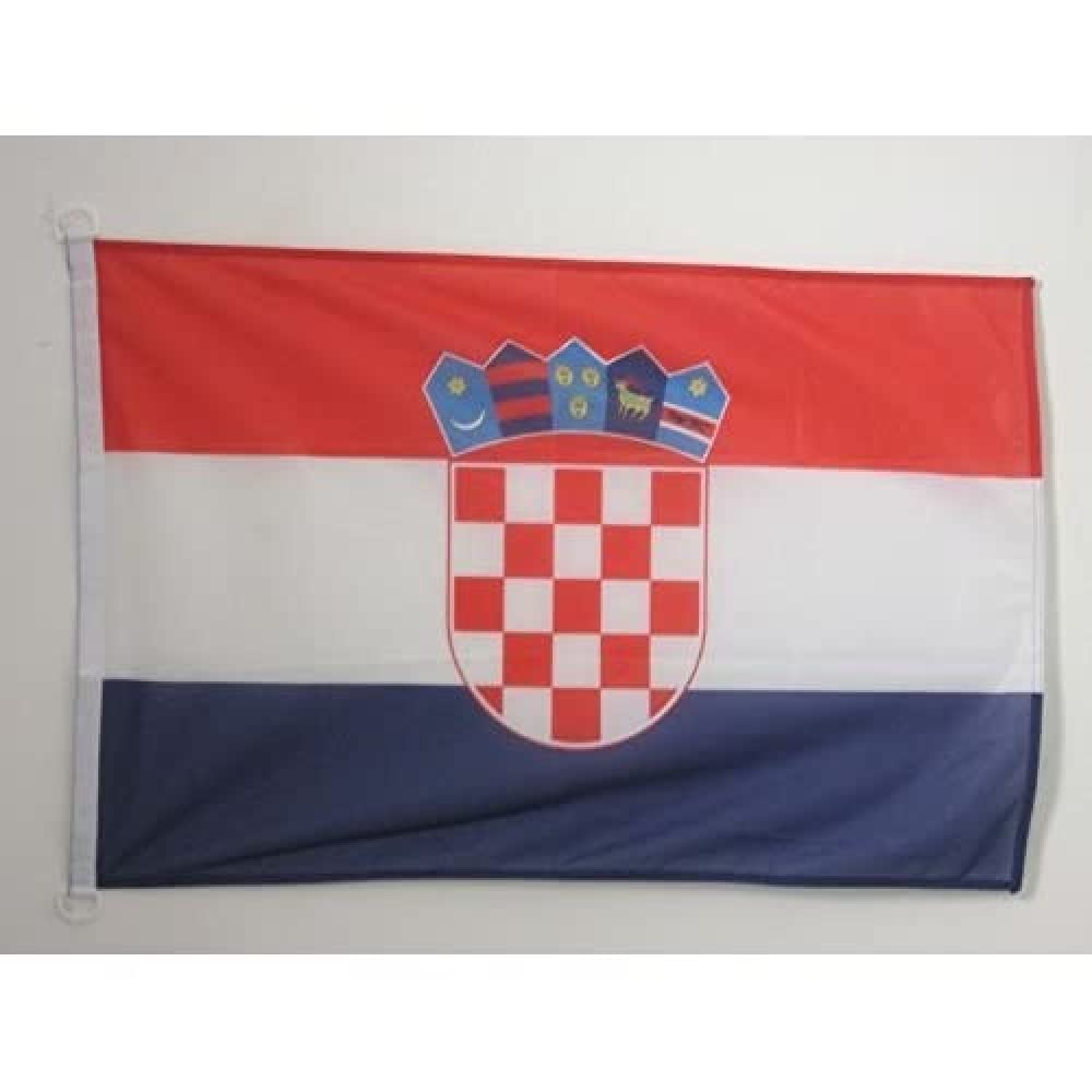 AZ FLAG - Croatia Flag - 3x5 Ft - For Outdoor - Croatian Banner Knitted Polyester with Two Plastic Rings - Fade Resistant - Vivid Colors - 3' x 5' Feet - 150x90 Cm