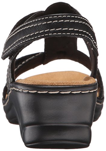 clarks women's lexi walnut q platform