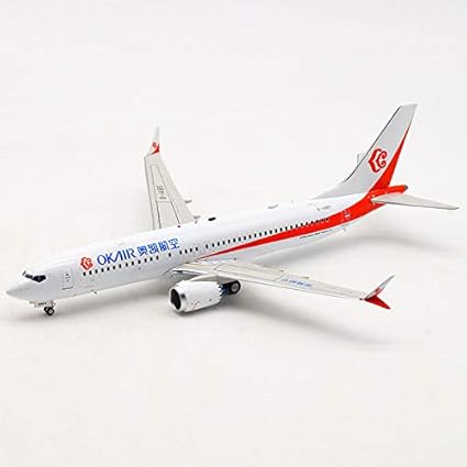 boeing 737 toy plane
