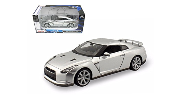 maisto nissan gtr