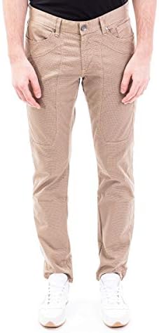 beige jeans outfit mens