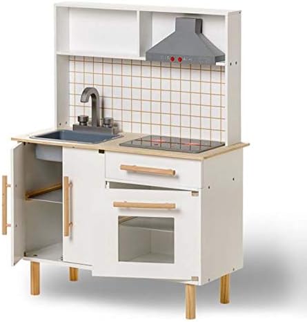 cocina de madera con luz y sonido