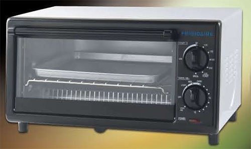 FRIGIDAIRE FD6124 TOASTER OVEN 220-240 VOLT 50 HZ 220V (NON-USA Compliant Model)