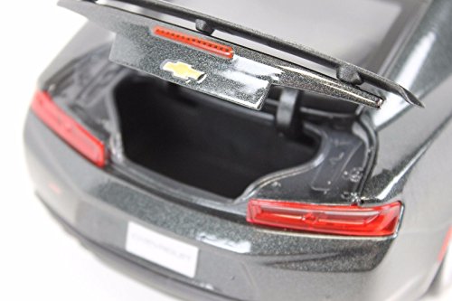Maisto Special Edition 2016 Chevrolet Camaro SS 1/18 Scale Diecast Vehicle Gray