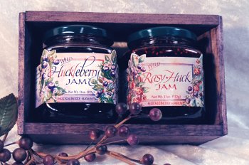 Huckleberry Rasy-Huck Jam 5oz ea Gift-Set Fresh Real Wild Montana Grown fr Bounty Foods Natural Fresh Real Fruits & Herbs Gluten-Free Non-GMO Toppings Dessert Fillings (HbryRsy-Hck, 5oz ea GS)