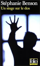 Un  singe sur le dos