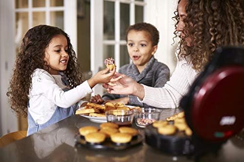 Russell Hobbs Gaufrier 3en1 900W, Plaque Gaufre, Cupcake et Donut - 24620-56 Fiesta - Cuisine A Vivre Russell Hobbs Gaufrier 3en1 900W, Plaque Gaufre, Cupcake et Donut - 24620-56 Fiesta
