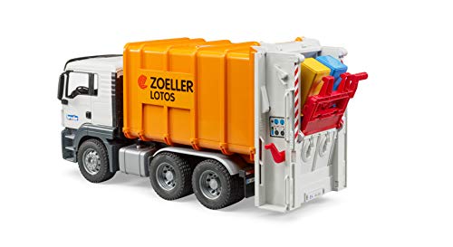bruder 03762 - Man TGS Hecklader Müll-LKW & 2 Mülltonnen - 1:16 Abfalltonnen Müllabfuhr Müllauto Müllwagen Müllmann Abfallentsorgungs-Fahrzeug Lastwagen Laster Spielzeug – Bild 8