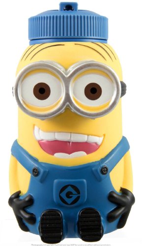 Universal Studios Exclusive Despicable Me Minions Minion 32 Ounce Sipper Mug Cup