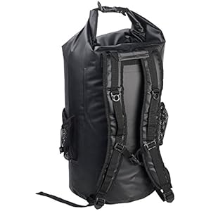 Semptec Urban Survival Technology Wasserdichte Packsäcke: Wasserdichter Trekking-Rucksack aus Lkw-Plane, 40 Liter, schwarz, IPX6 (Rucksack LkwPlane, Outdoor-Rucksack wasserdicht, Trinkflasche) 4 Schnorchelmasken 410gb46h1OL. SS300 Ideal für Camping, Trekking, Wandern & Co. • Top-Begleiter auch auf dem Motorrad • Robust und strapazierfähig • Alles ist gut geschützt vor Nässe • Hoher Tragekomfort • 2 praktische, verschließbare Seitentaschen
Robuste Lkw-Plane mit Hochfrequenz-verschweißten Nähten • Hoher Tragekomfort dank gepolsterter Schultergurte und Brustgurt, jeweils verstellbar • Material: 500 D Tarpaulin, IPX6
Wasser- und staubdichter Roll-Verschluss mit Clip-Schnalle • Verstärkter Tragegriff • Farbe: schwarz