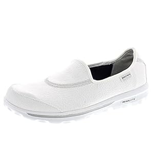 amazon skechers wide width