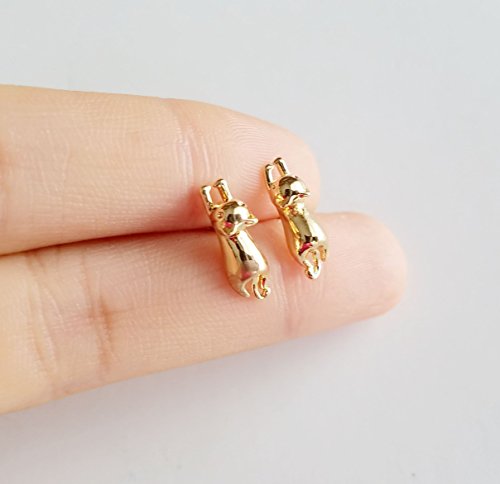 Rosa Vila 3D Cat Stud Earrings, Cute Hanging Gold, Rose Gold and Silver Tone Cat Studs Earrings, Animal Jewelry for Women, Kitten Jewelry for Cat Lovers (Rose Gold Tone)