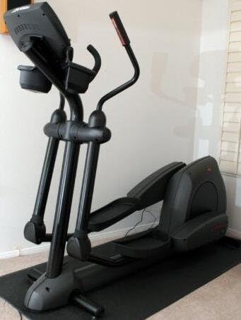 Life Fitness X9i elíptica Cross-Trainer W/Brazos móviles: Amazon ...