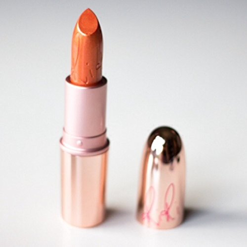 MAC Lipstick WHO'S THAT CHICK RiRi Hearts Mac Fall collection