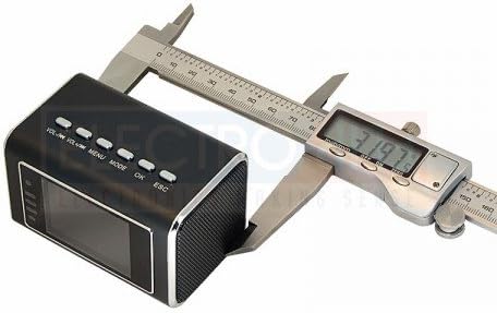Low Cost Hidden Clock Camera DVR Portable Digital Audio Video Recorder