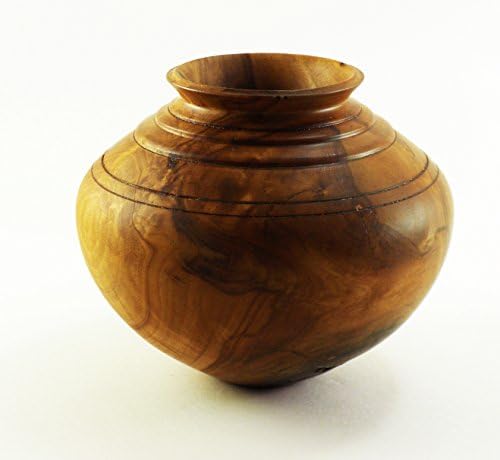 Decorative Vase in Apple Wood – Item 231