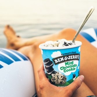 Ben & Jerry's - Vermont's Finest Ice Cream, Non-GMO - Fairtrade - Cage-Free Eggs - Caring Dairy - Responsibly Sourced Packaging, Mint Chocolate Cookie, Pint (4 Count)