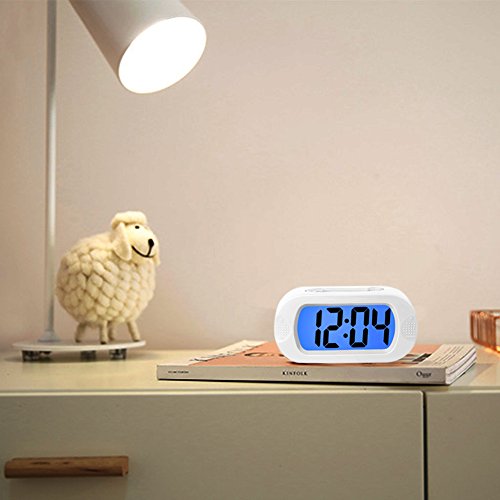 OCEST Smart Digital Alarm Clock with 5.5 inches Large LED Display Backlight Snooze Silicone Cover, Easy Setting Battery Operated Kids Clock, Desk Clock for Bedrooms Bedside Shelf White