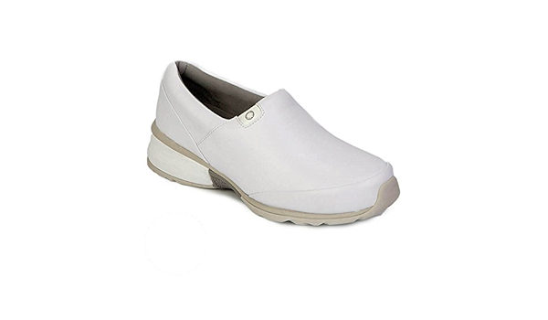Akesso Women S Helia Slip On Shoe White Amazon Ca Clothing Shoes Accessories Akesso Women S Helia Slip On Shoe White Amazon Ca Clothing Shoes Accessories