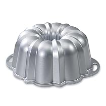 Nordic Ware Platinum Collection Original Bundt Pan