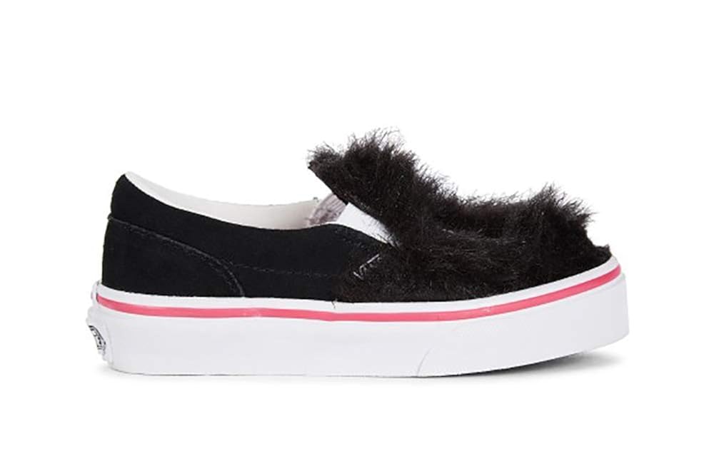 vans with fur in them