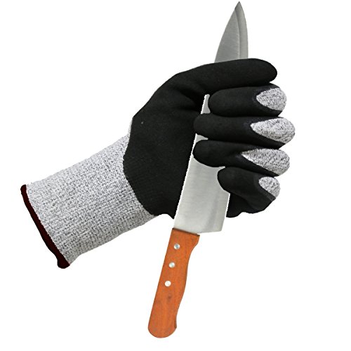 Cut resistant gloves with level 5 protection